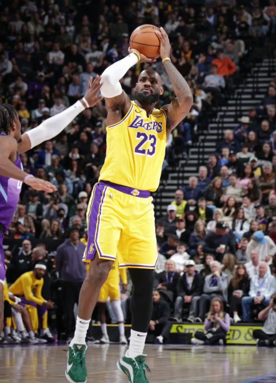 开云app -詹姆斯赛事官方发布回归赛场新规，日本队争议不断！的简单介绍